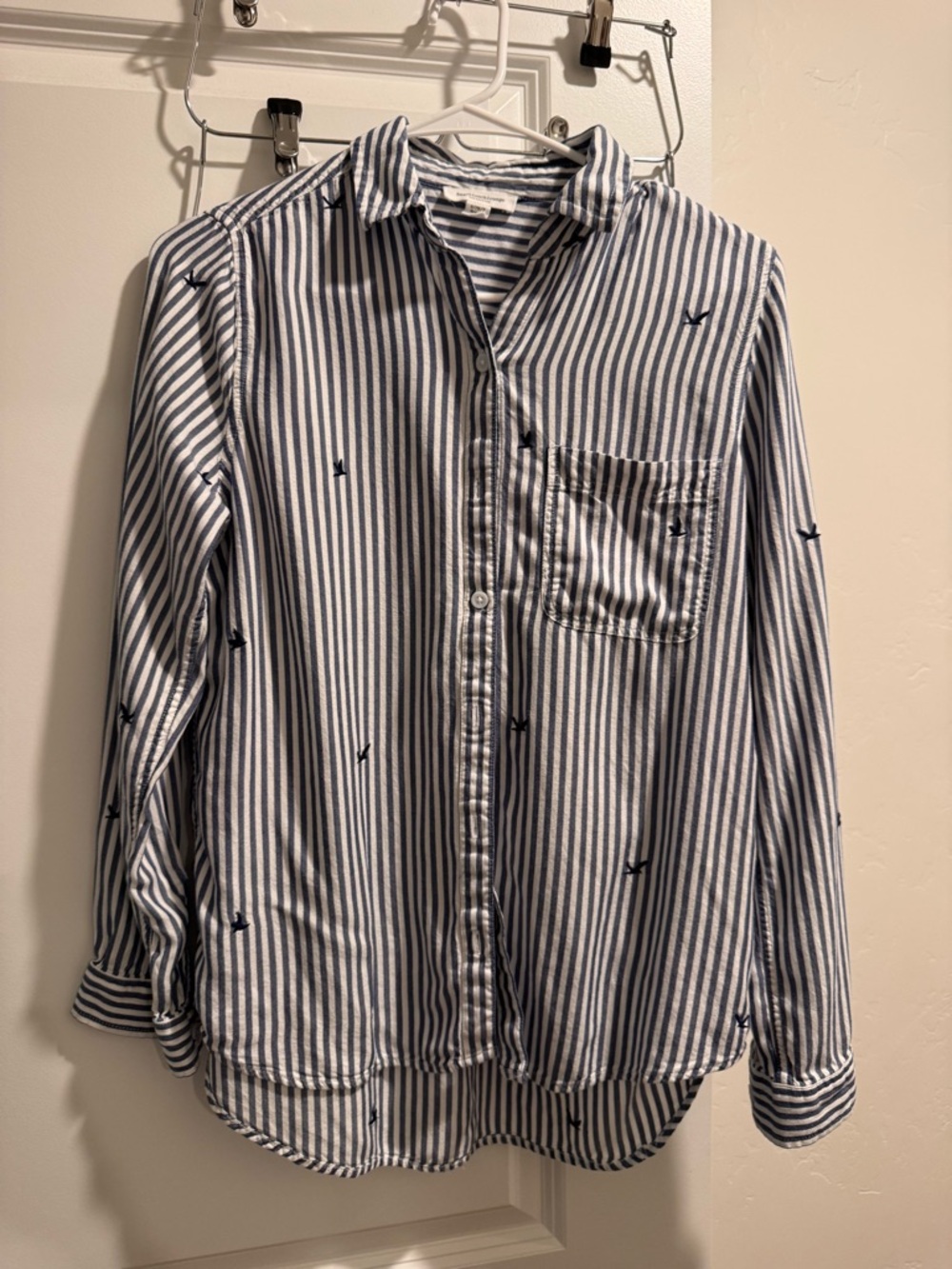 BeachLunchLounge button up- size s